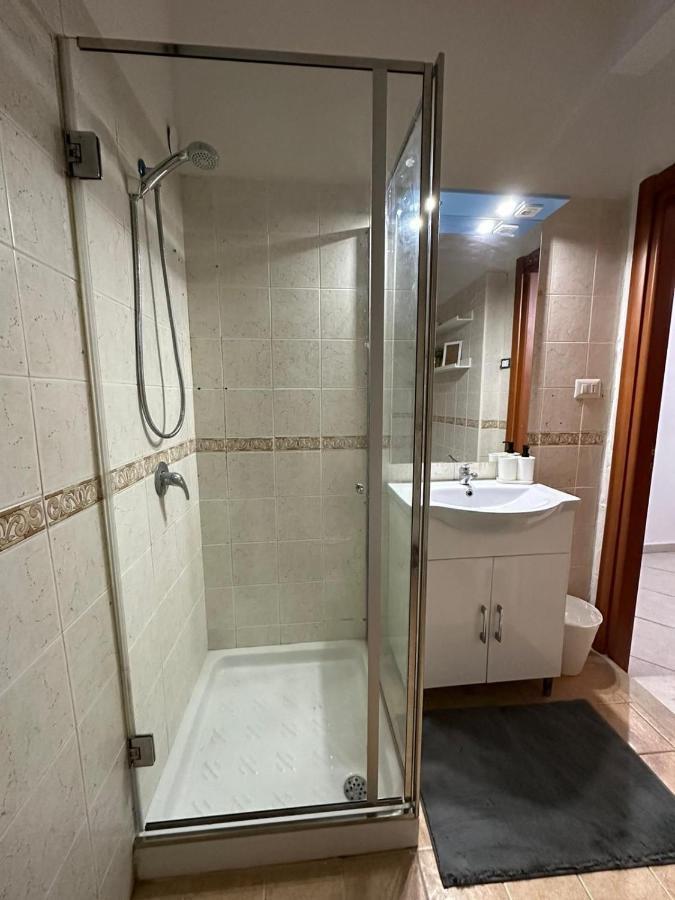 Bedroompompei With Free Parking Экстерьер фото