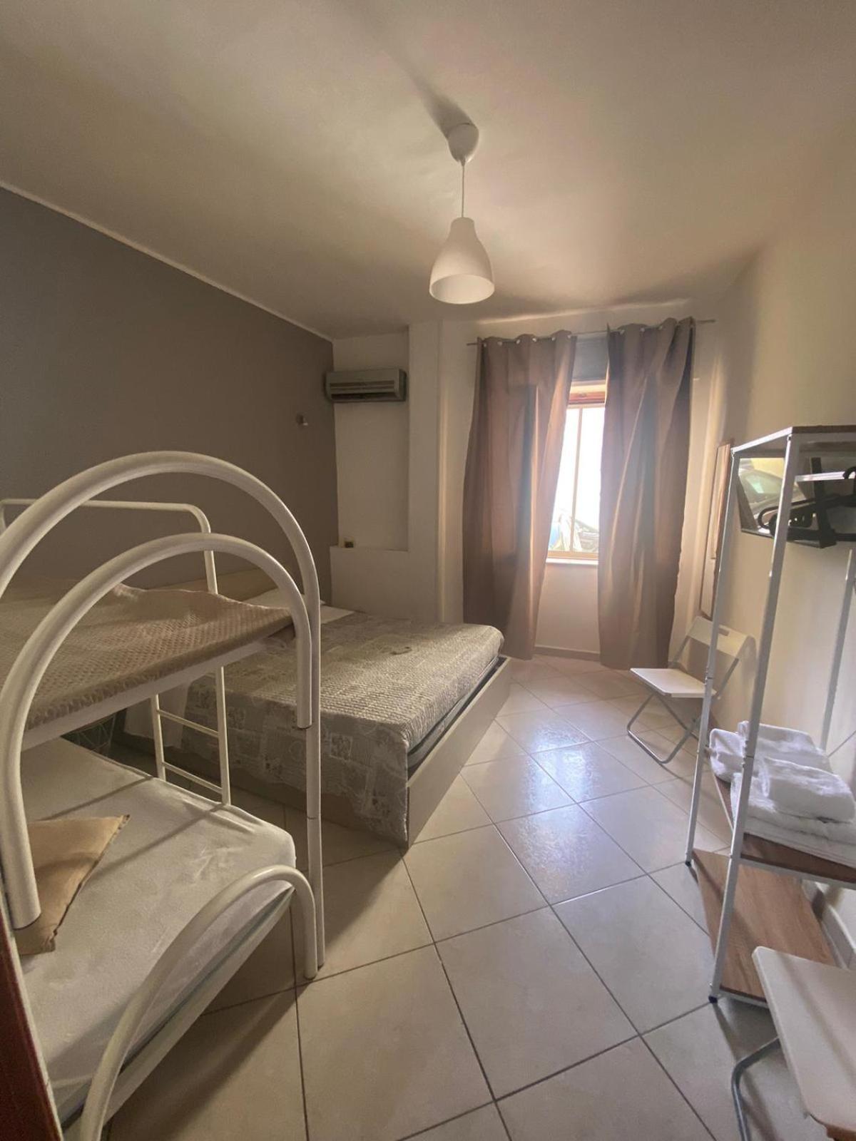 Bedroompompei With Free Parking Экстерьер фото