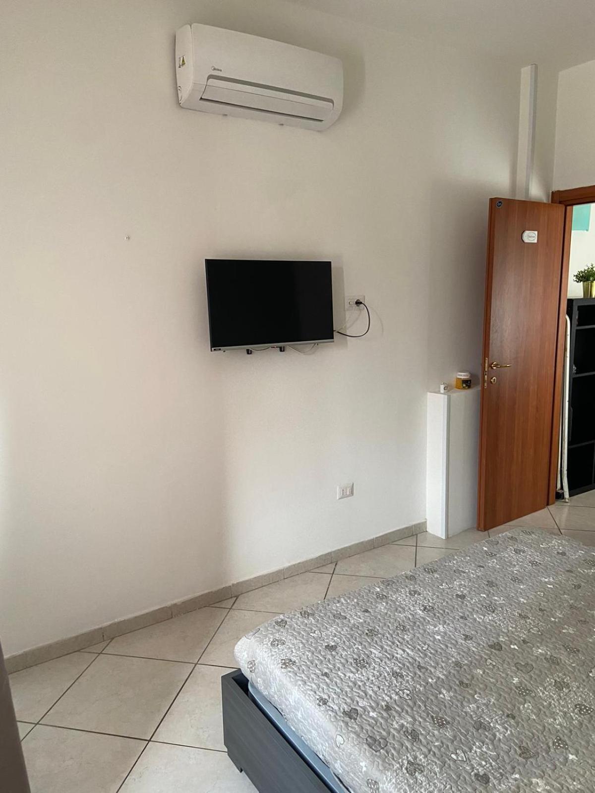 Bedroompompei With Free Parking Экстерьер фото