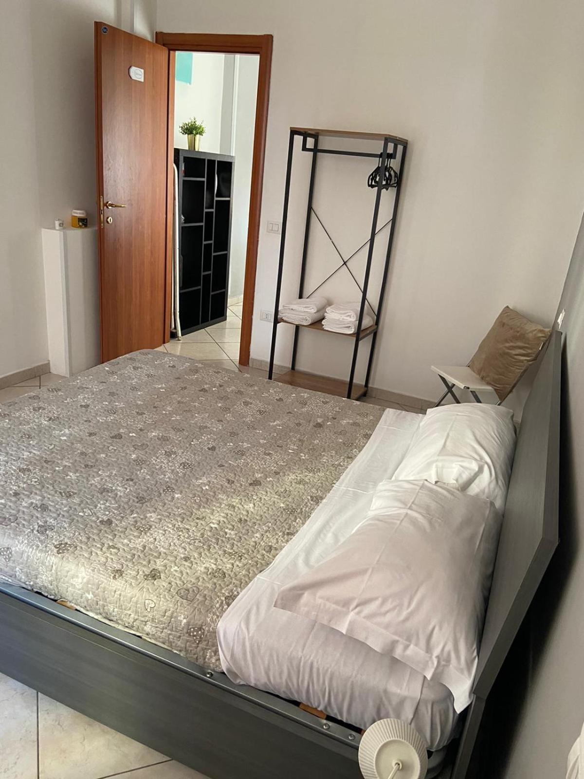 Bedroompompei With Free Parking Экстерьер фото